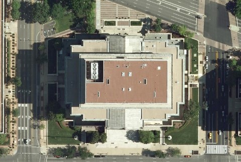 ワシントンD.C.の国立公文書館のグーグルアース画像
